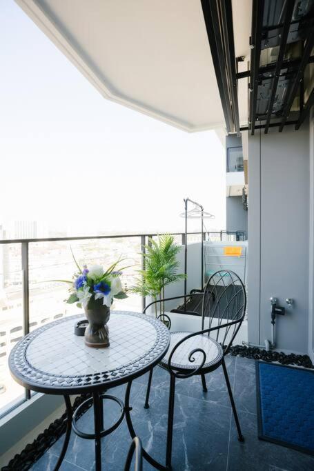 Sky River, Luxury Infinity, Center Appartement *
