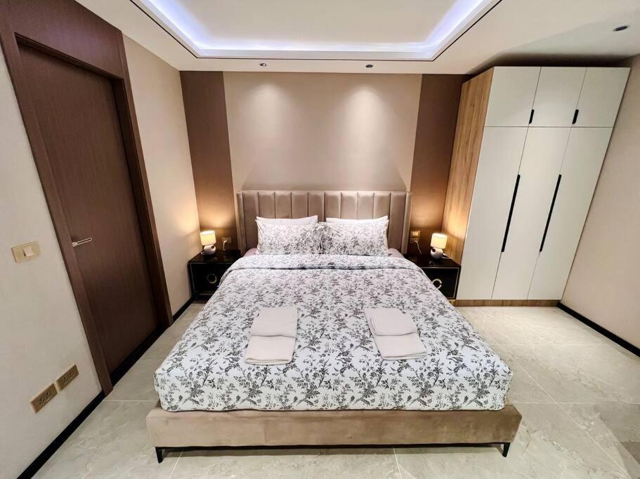 Glory กลอรี่คอนโด Apartment Chiang Mai