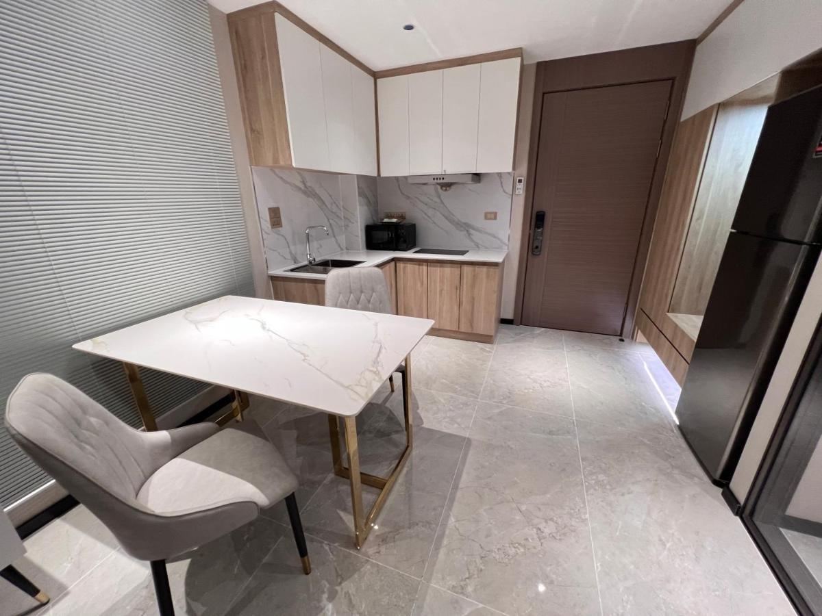 Apartment Glory Condominium กลอรี่คอนโด Chiang Mai