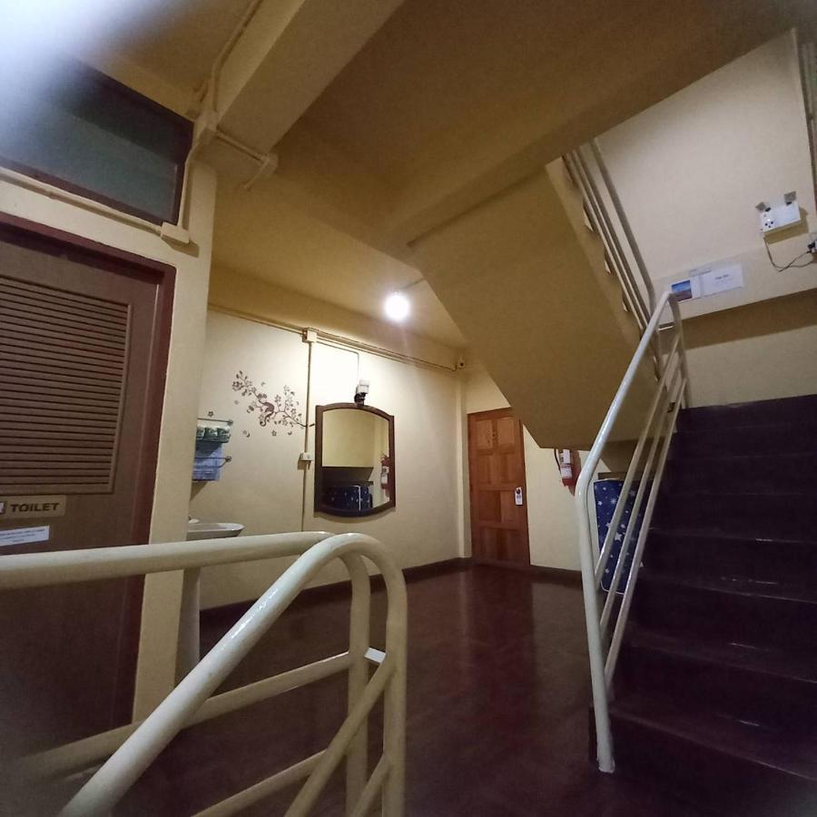 Chiangmai First House & Tour * Chiang Mai