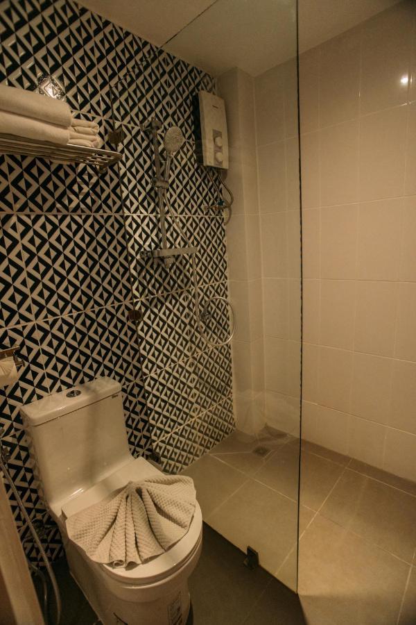 Victoria Nimman Hotel 3*