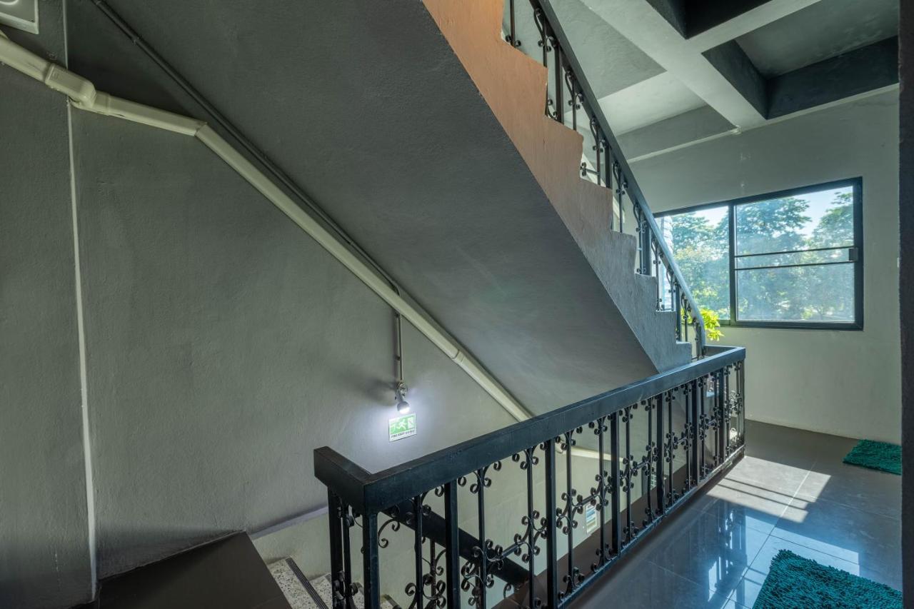 La Belle Nuit House Hostel