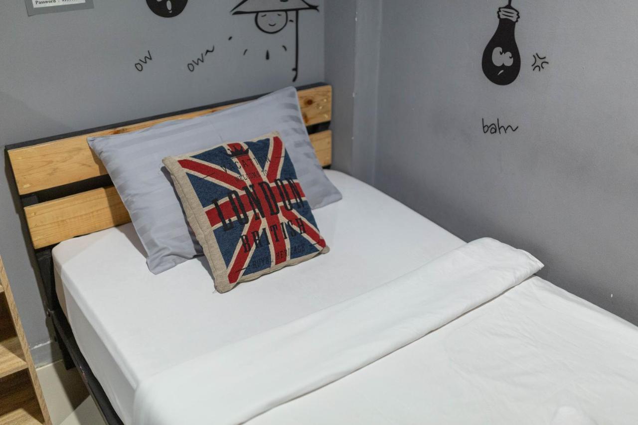 La Belle Nuit House Hostel Chiang Mai