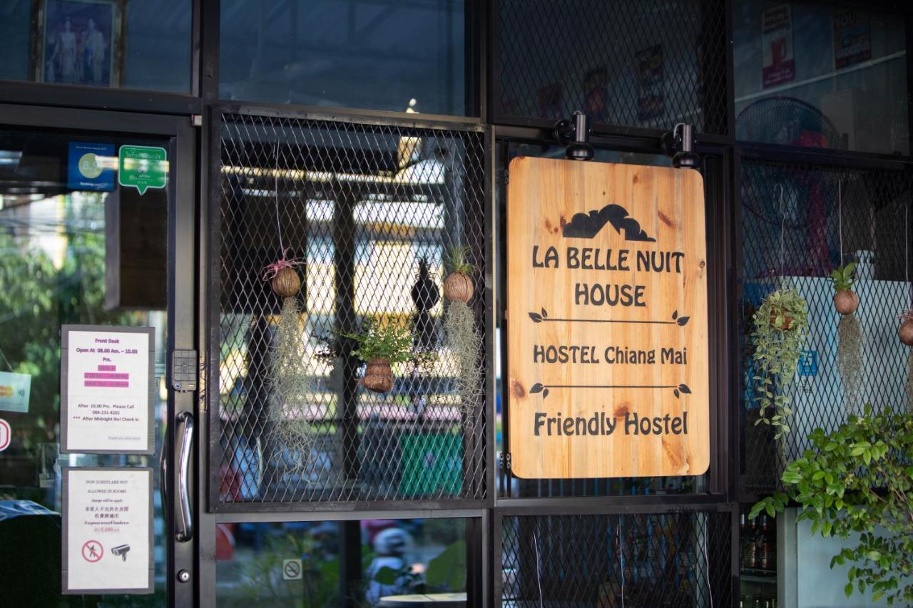 Hostel La Belle Nuit House