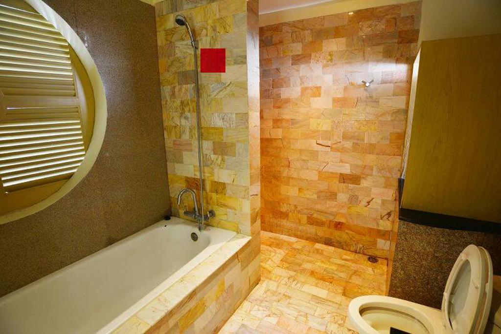 Penthouse Galare Thong Tower Apartment *