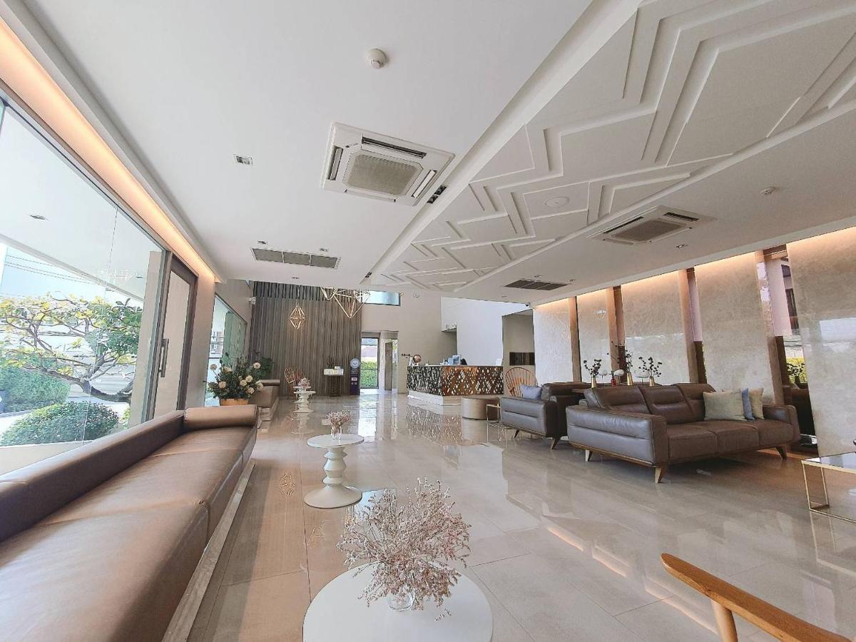 Hotel Ana Park 4*