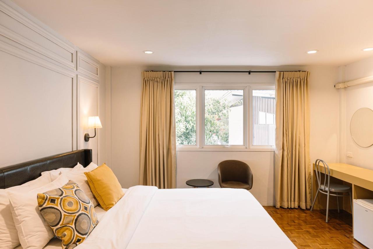 Hotel The Mellow Pillow @ Gate