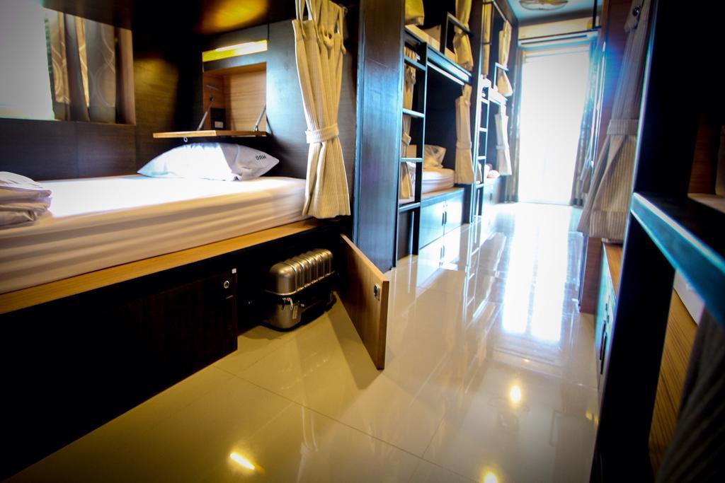 Hug Backpackers Hostel