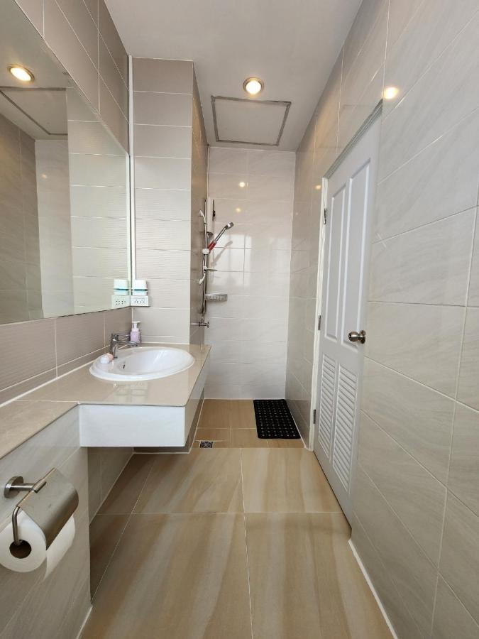 Villa Boxsoon Nimman 7 # 4beds 4bahts Chiang Mai