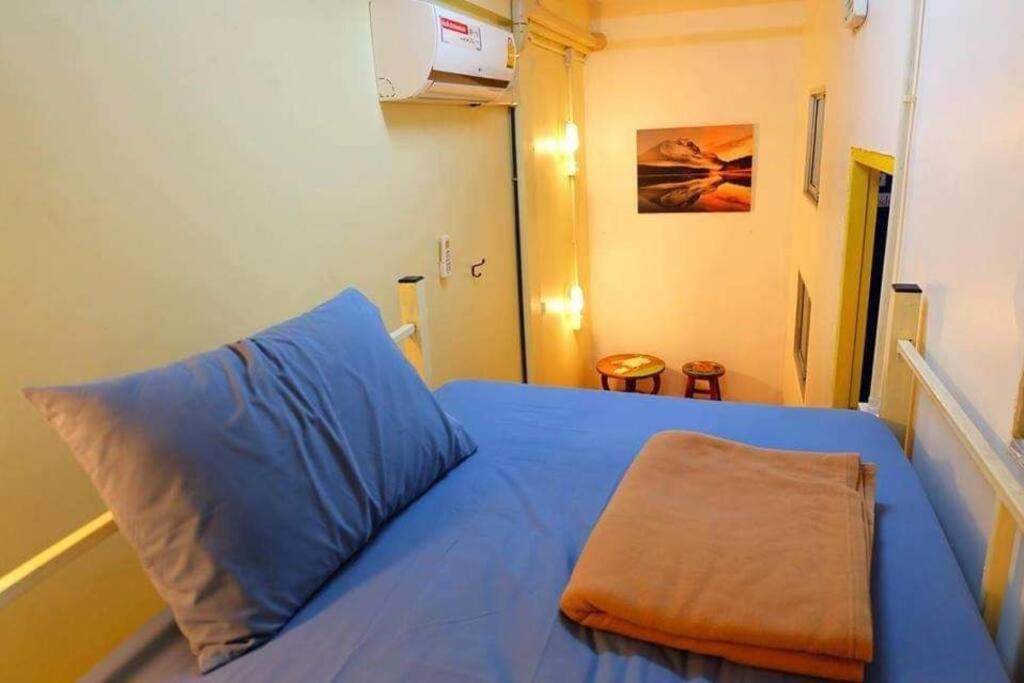 Privateroom#3-beds#aircon#free-wifi