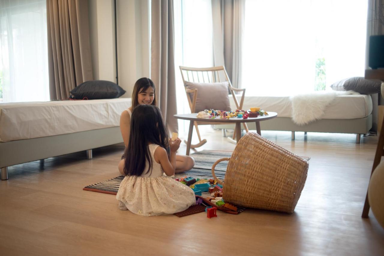 Mini-me Hubs, Charm & Pool In Old Homestay Chiang Mai