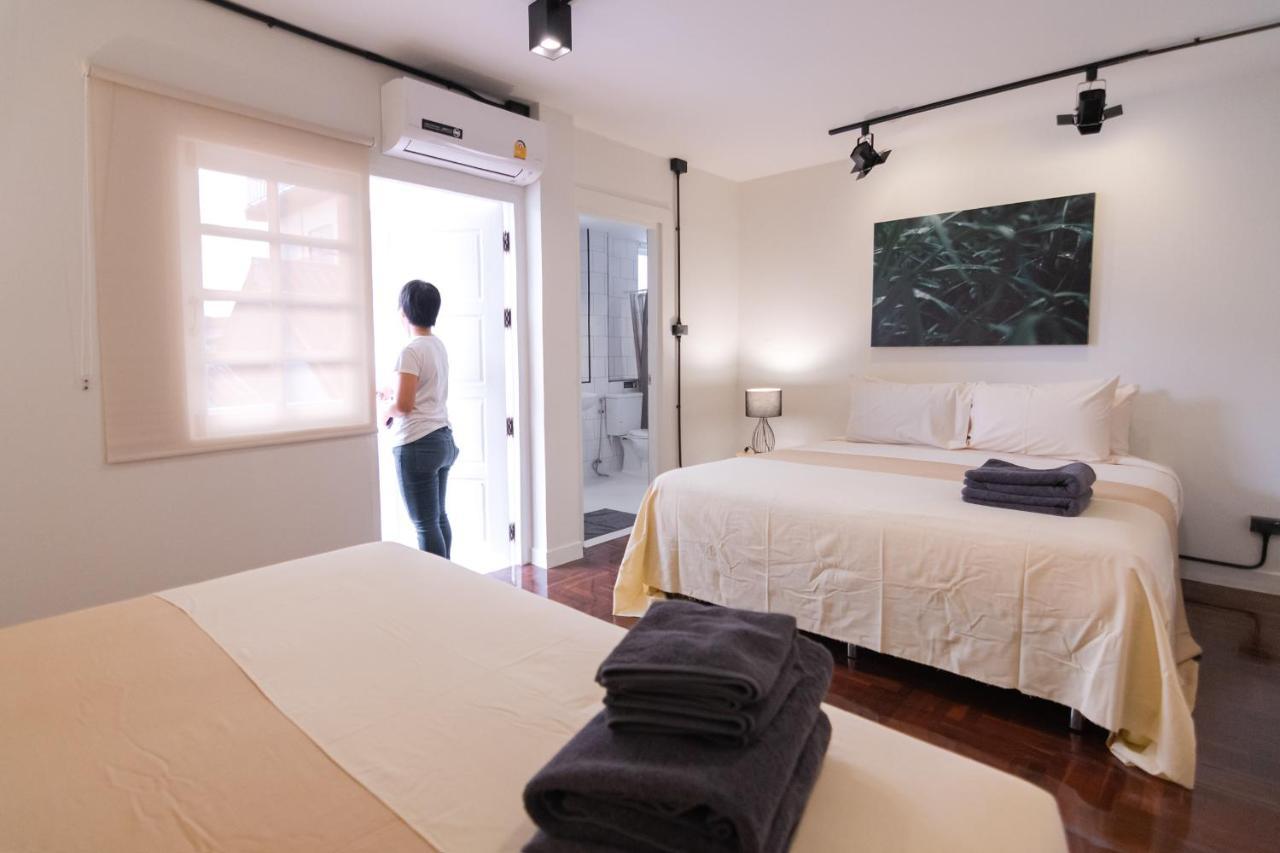 Mini-me Hubs, Charm & Pool In Old Homestay Chiang Mai