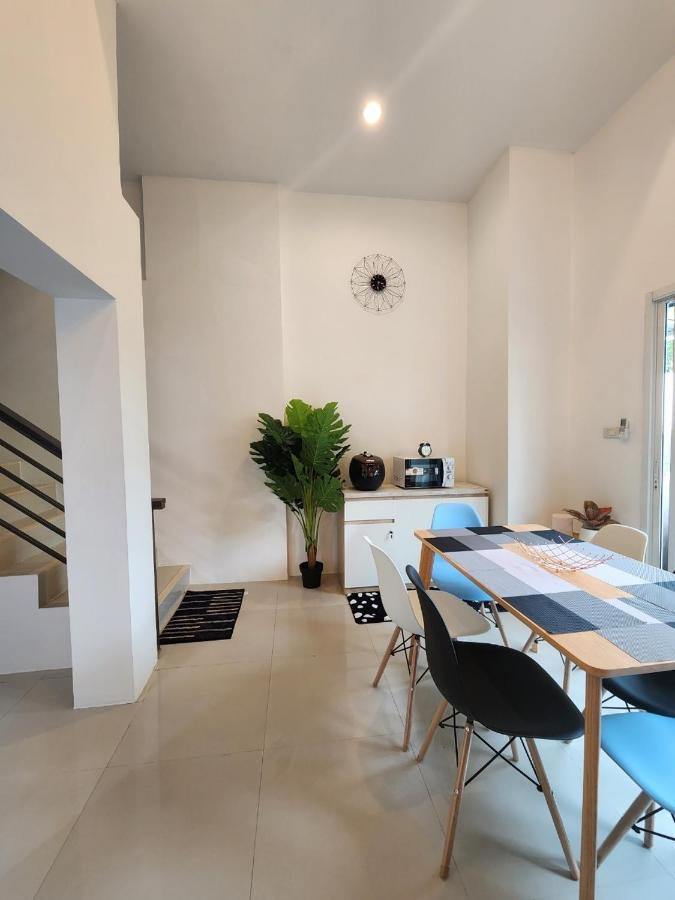 Villa Boxsoon Nimman 7 # 4beds 4bahts