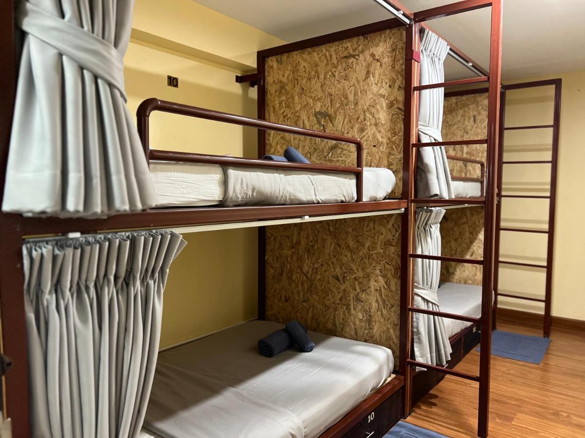Hostel @home Wua Lai Chiang Mai
