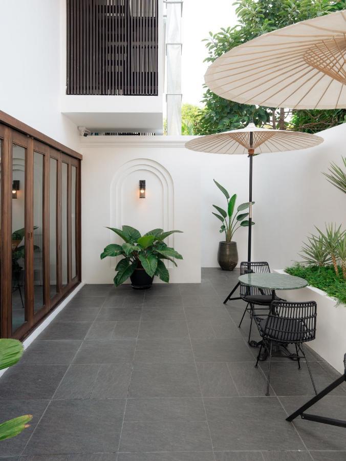 Hotel Burirattana Hotel-an Adults Only