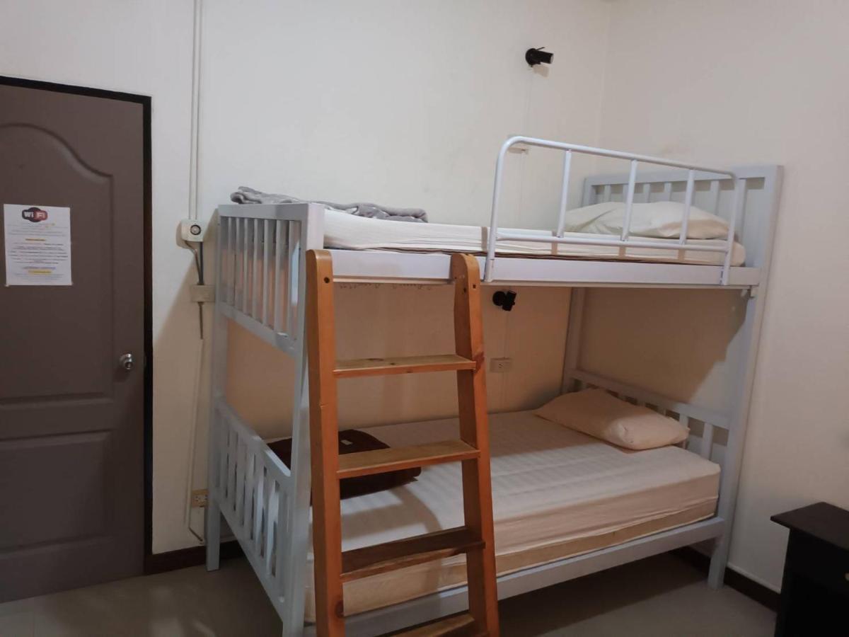 Happy House Hostel Chiang Mai