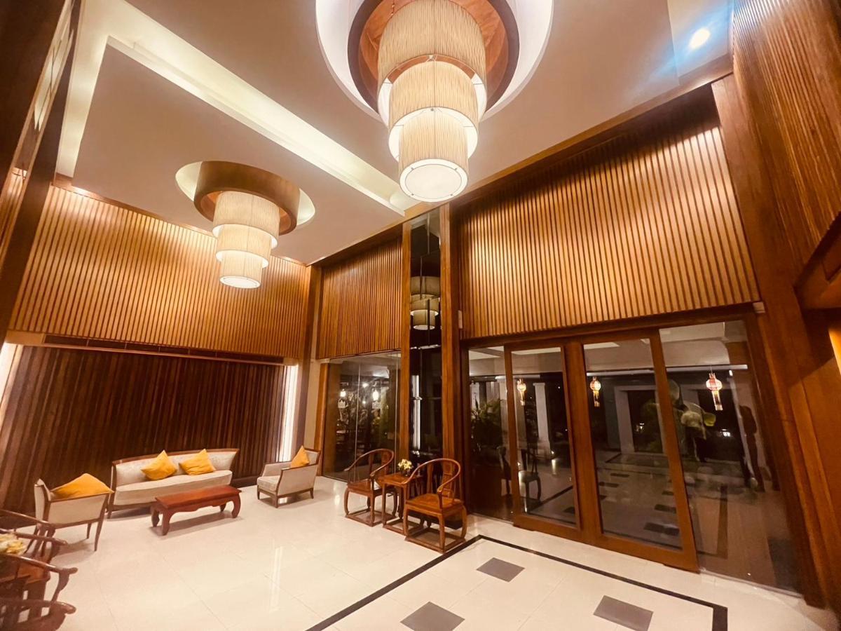 Group Hotel