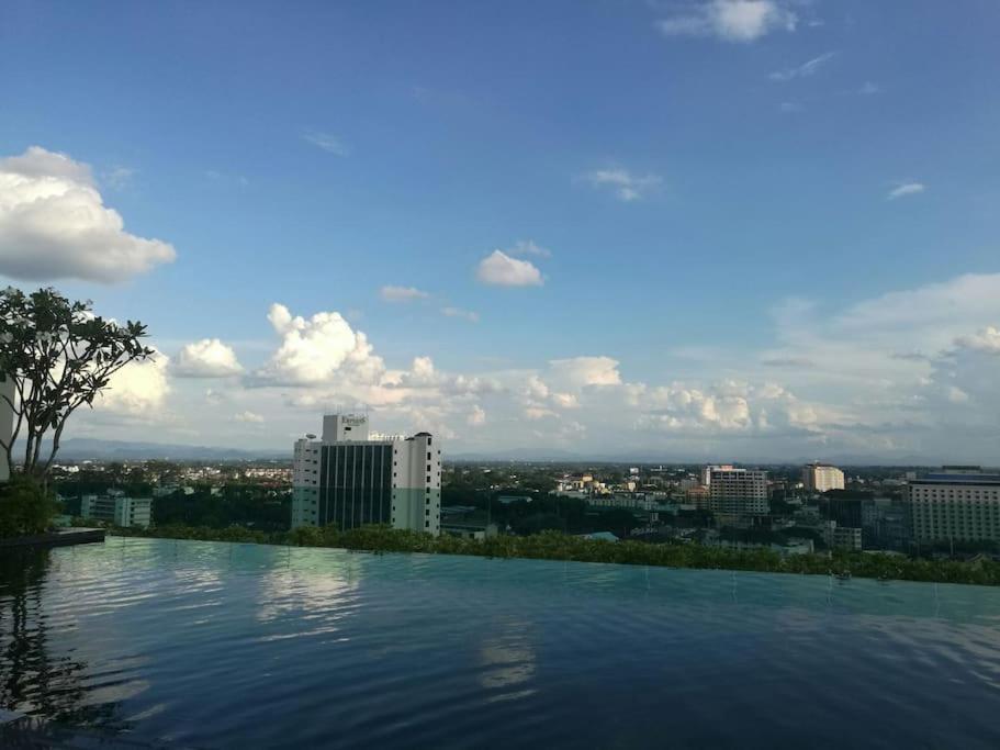 The Astra Big2bedroom,close Night Bazaar And Old City Chiang Mai
