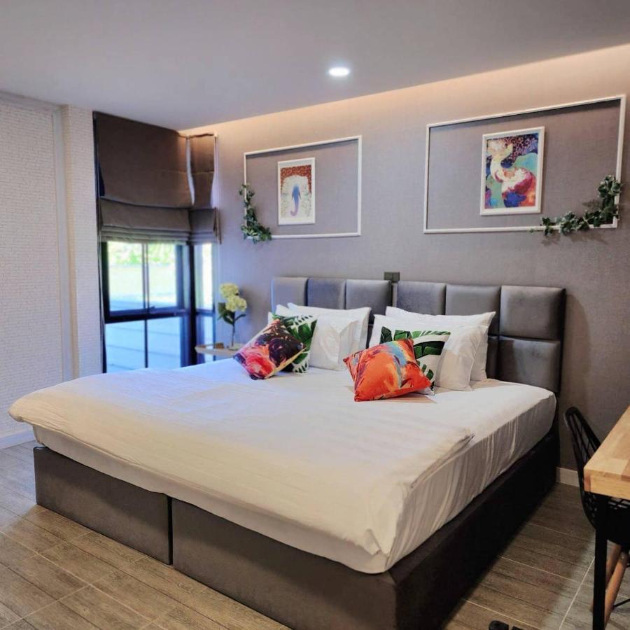 Gasthuis Capital O 75422 Million Pillows 3*