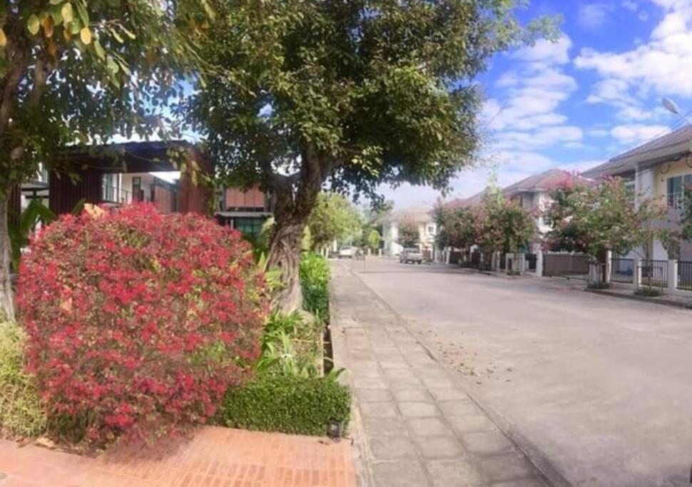 Holiday park #3bed #4bath Close To Unity School And Airport *