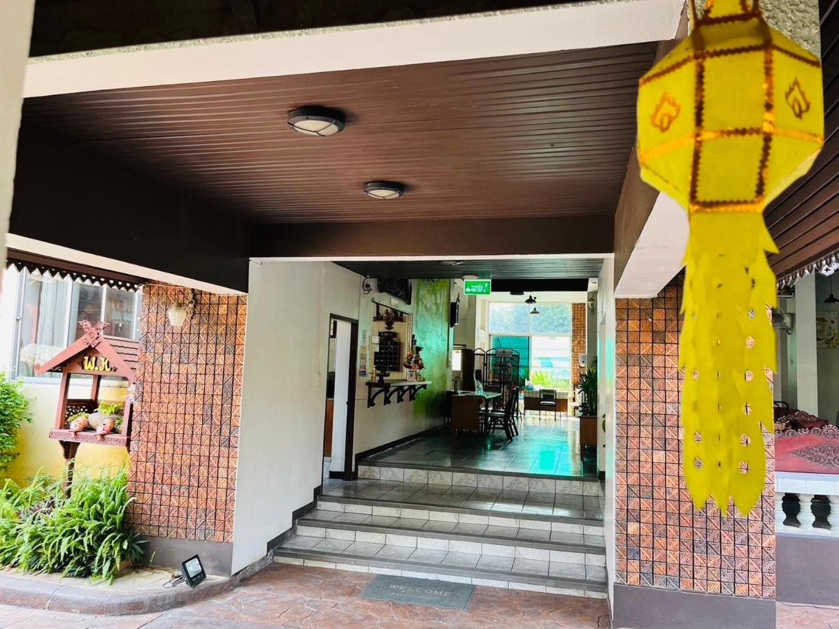Albergue Wiriya House