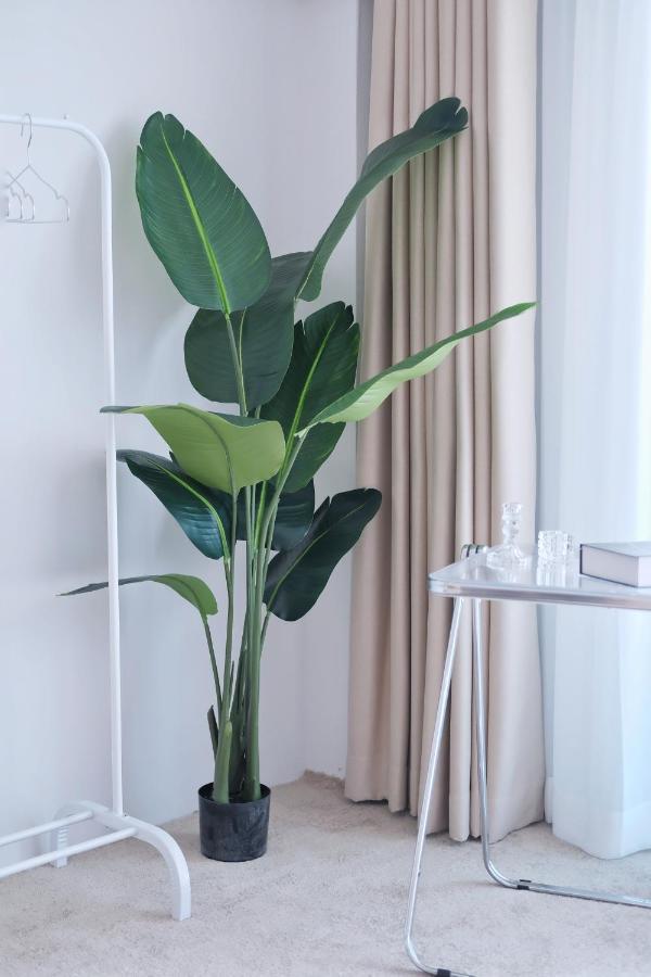 Villa 全新特价4br@tha Phae Gate 四卧度假别墅 距离塔佩门0.6m 25b 中英文管家 Chiang Mai