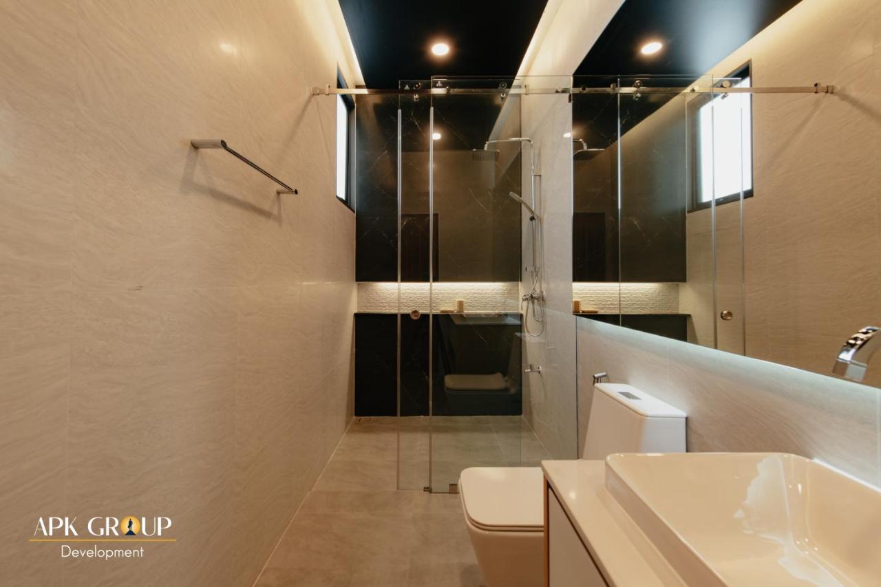 H2 Pool Villa