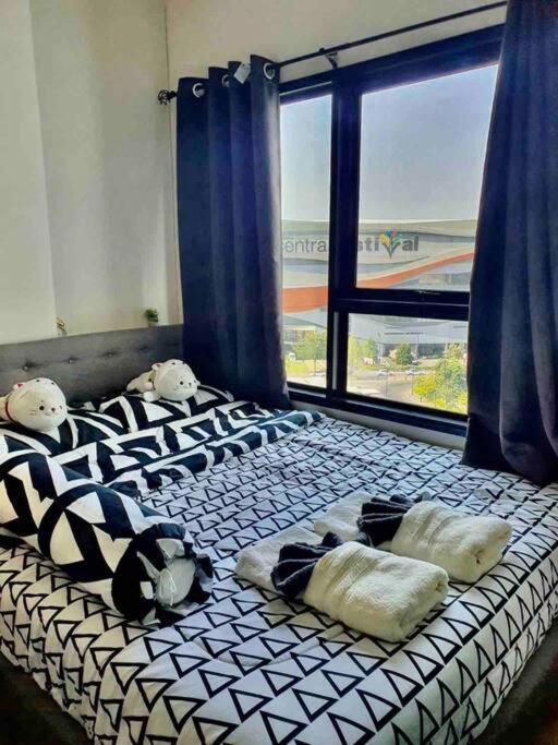 Hight Rise Lux 1bed Roof Pool Apartment