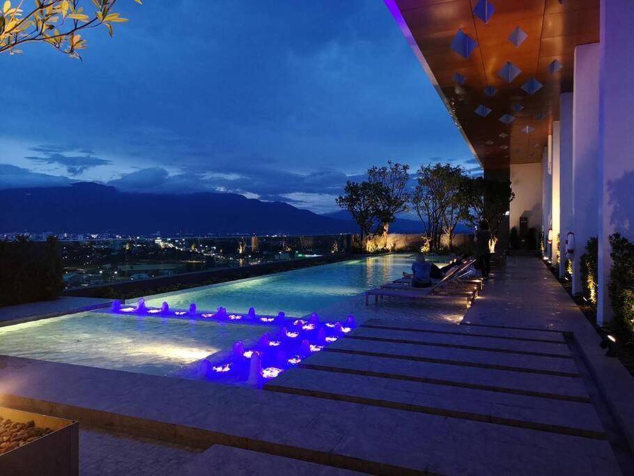 Hight Rise Lux 1bed Roof Pool