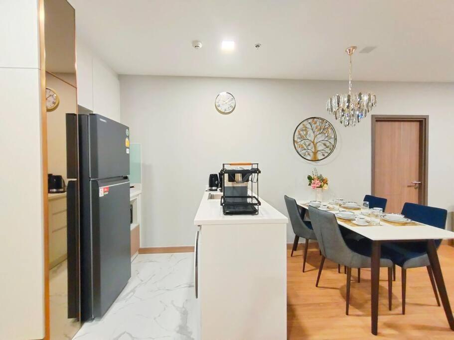 Apartment Astra Sky River 美景豪华三室套房 Chiang Mai