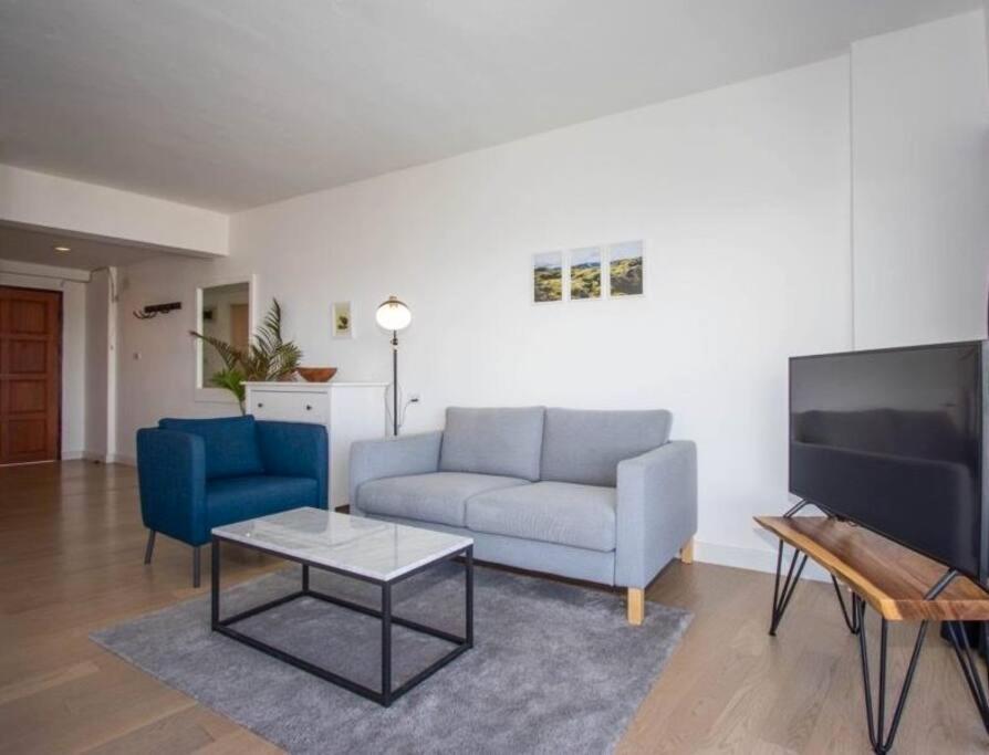 Modern In Nimman With Panoramic City View Apartment Chiang Mai