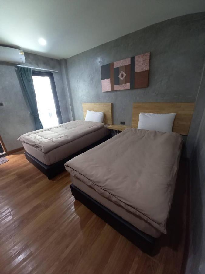 Buri And Hostel *