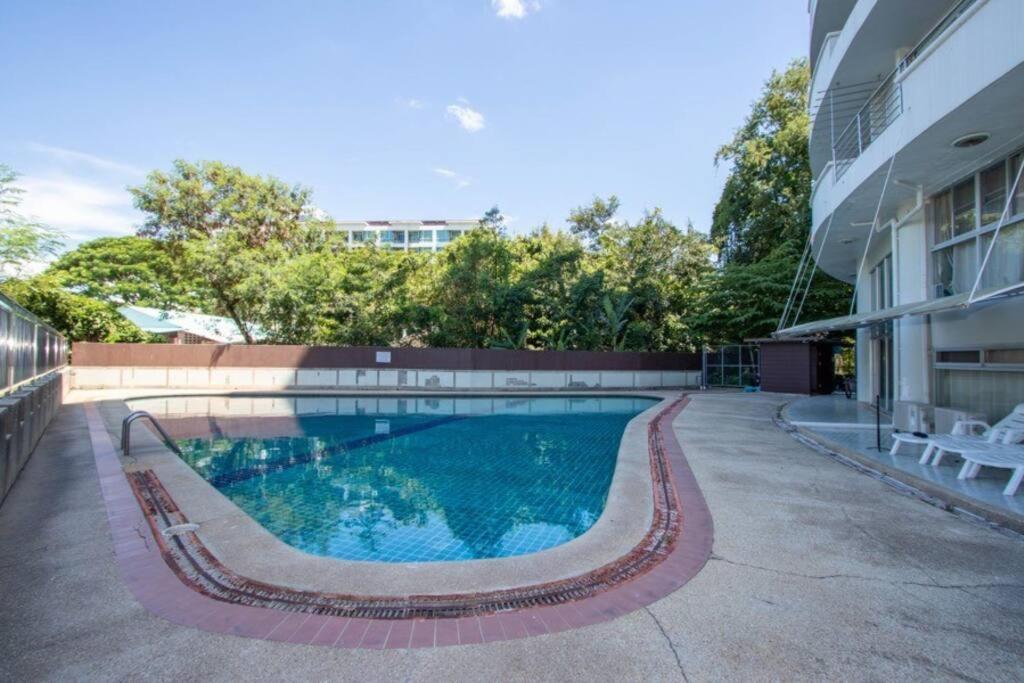 Modern In Nimman With Panoramic City View Apartment Chiang Mai
