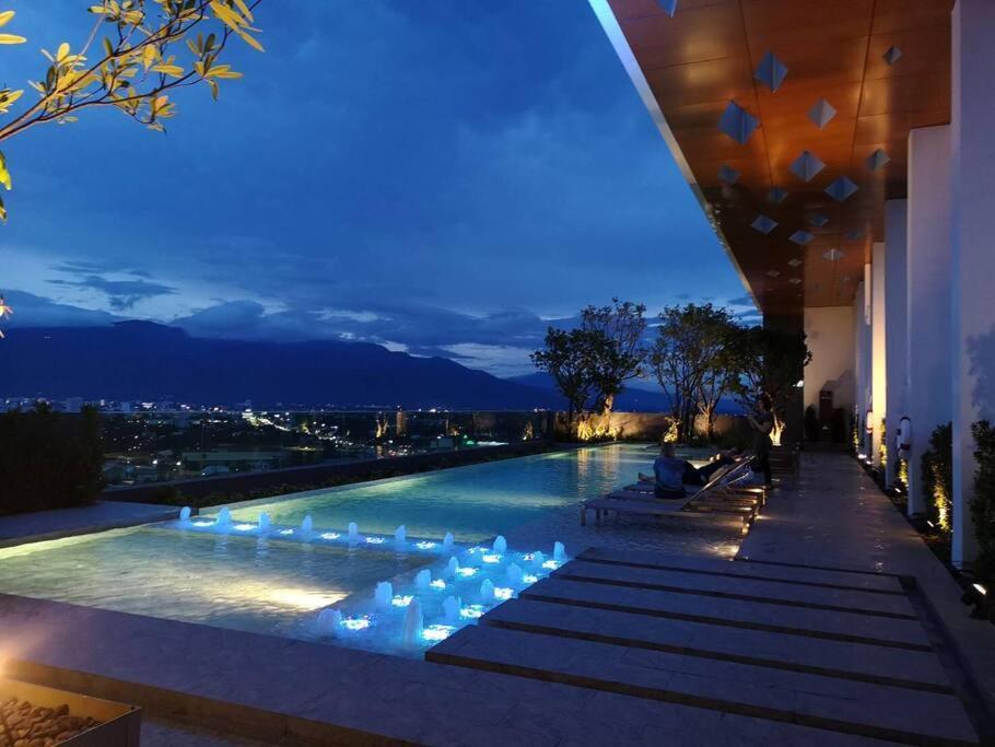 Hight Rise Lux 1bed Roof Pool Apartment