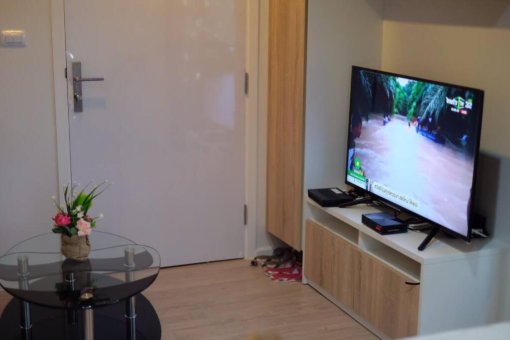 Apartment Hight Rise Lux 1bed Roof Pool *
