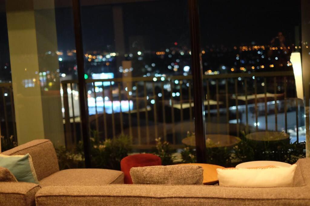 Hight Rise Lux 1bed Roof Pool Apartment *