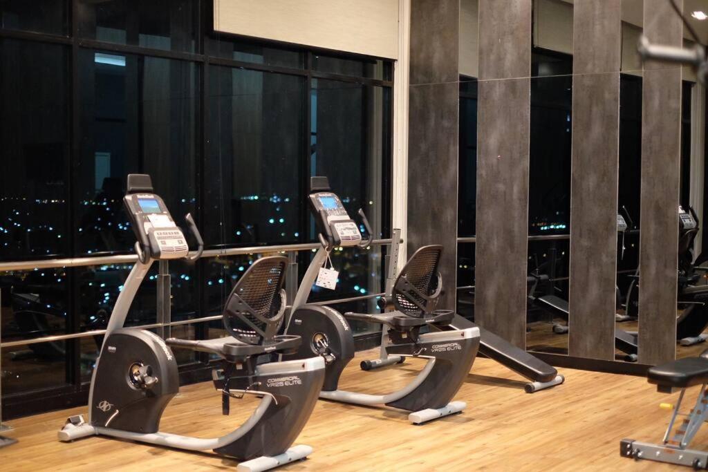 Apartment Hight Rise Lux 1bed Roof Pool *