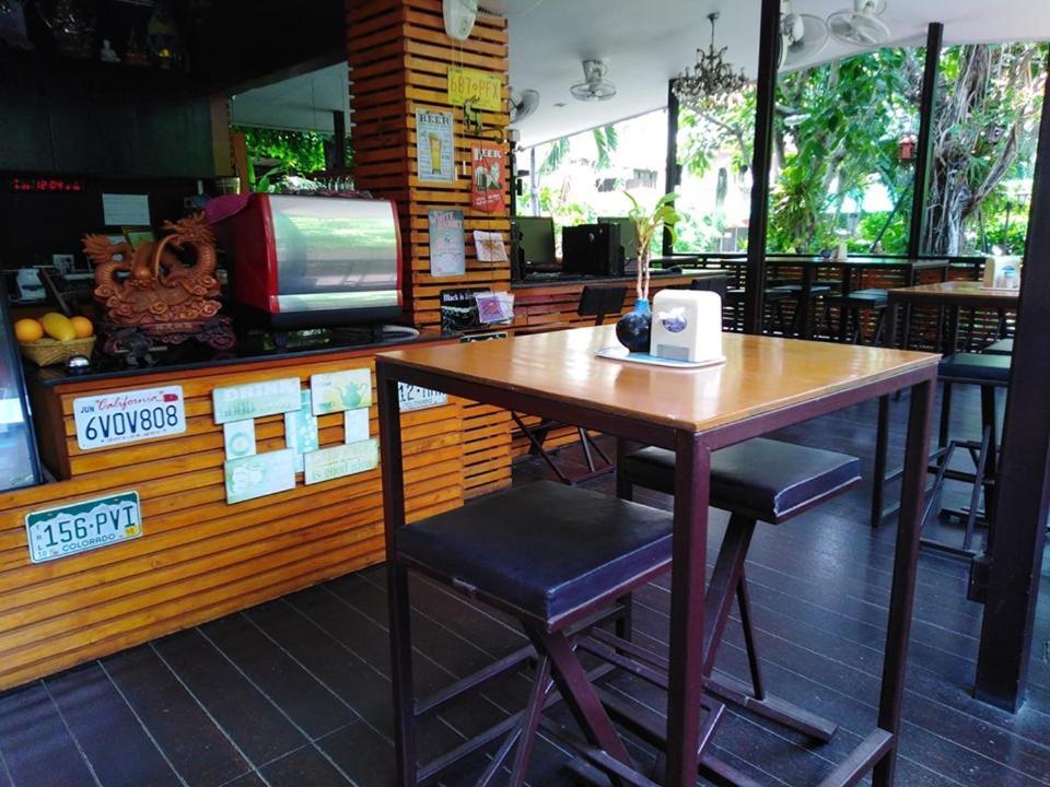 Buddy Aparthotel