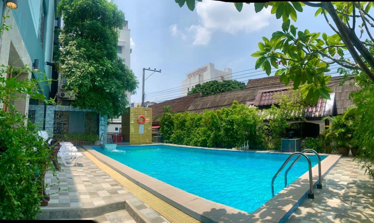 Thapaeplacehotel Hotel 3*