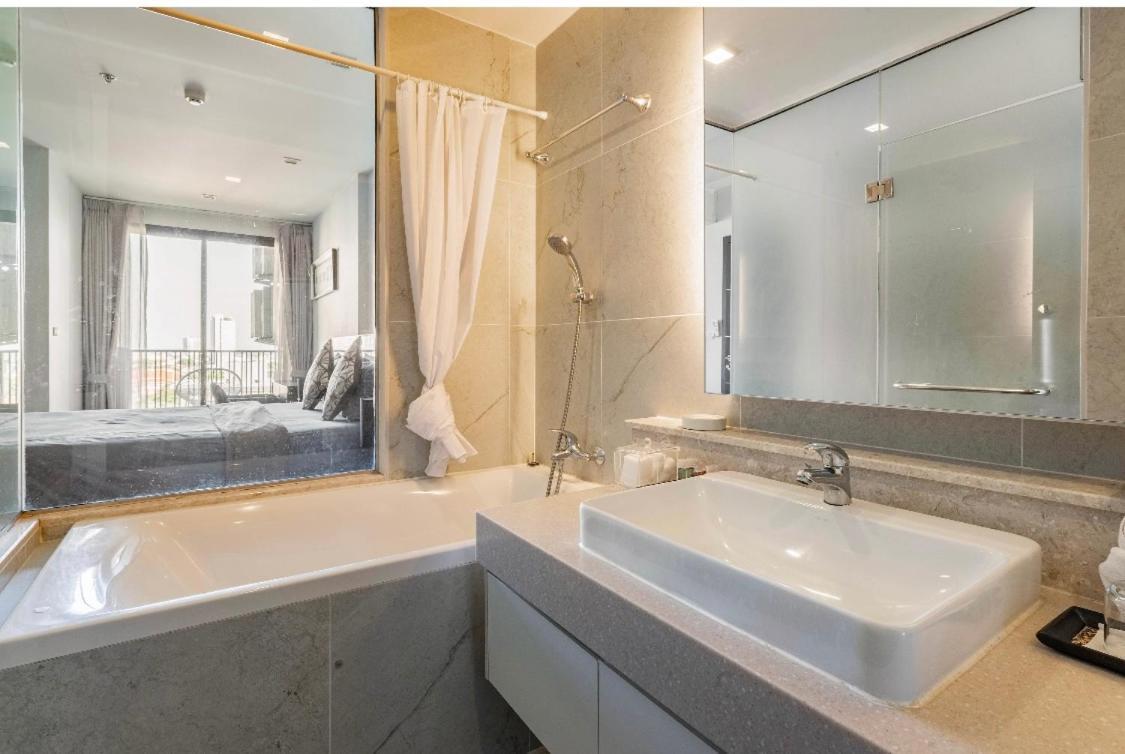 Apartment The Astra Luxury Chiang Mai