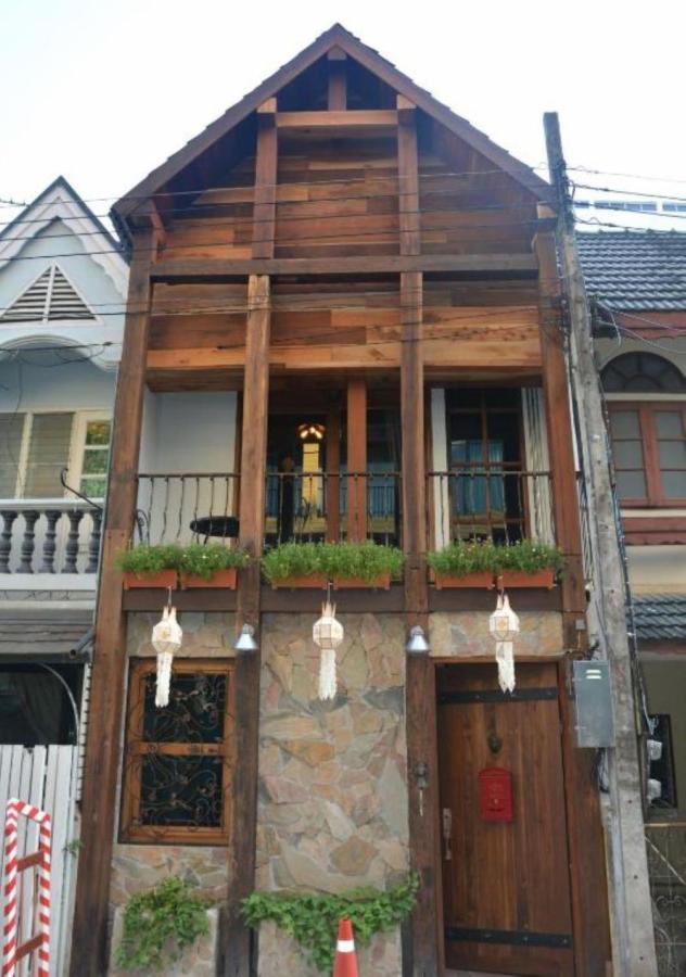 Sanae' Townhouse Hotel Chiang Mai