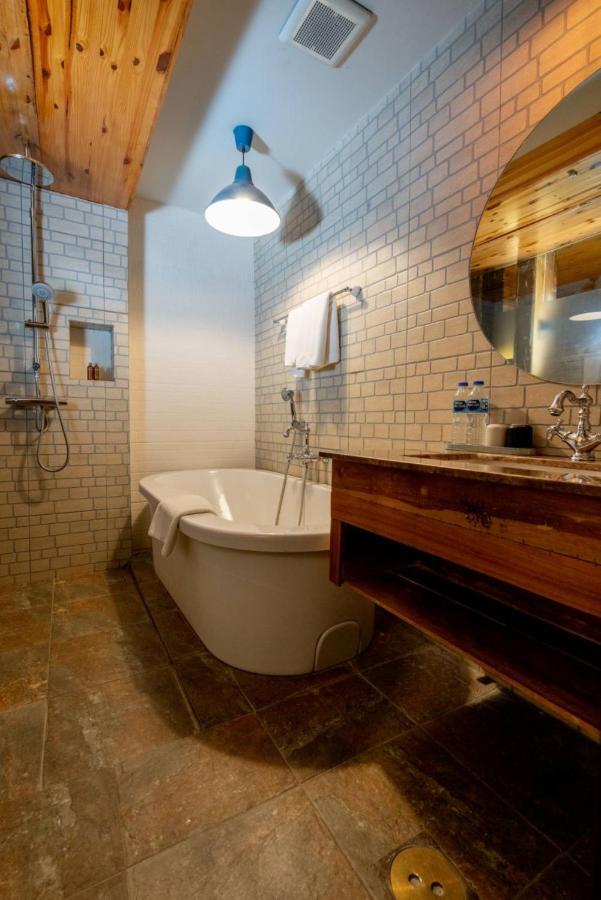Sanae' Townhouse Hotel 4*