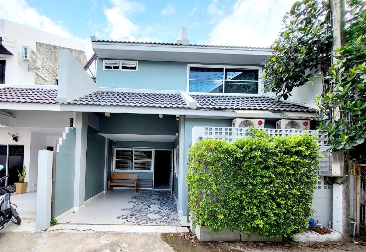 Nimman 4 Bedroom Near One Nimman Apartment