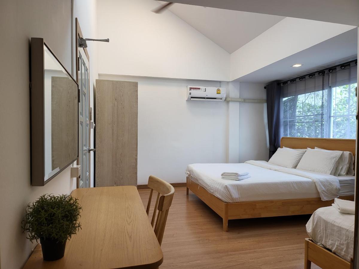 Nimman 4 Bedroom Near One Nimman Apartment Chiang Mai