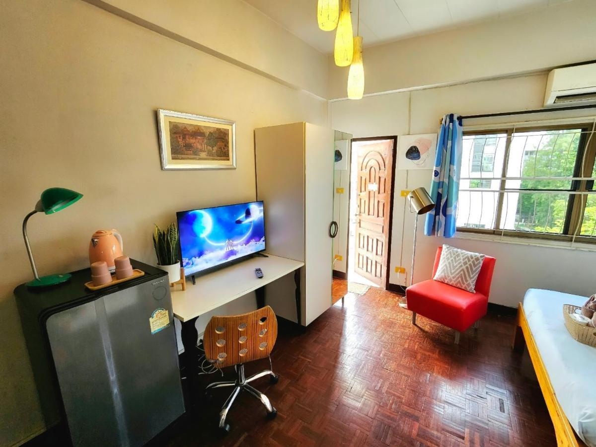Bed And Terrace 3*