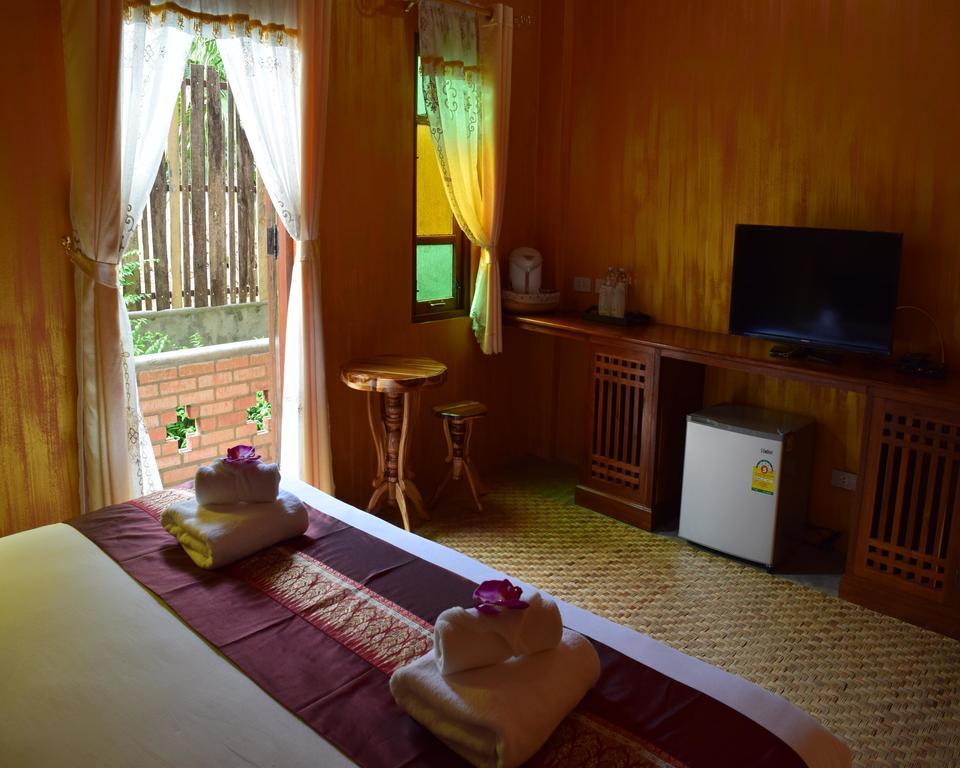 Hotel Amethyst And Chiang Mai