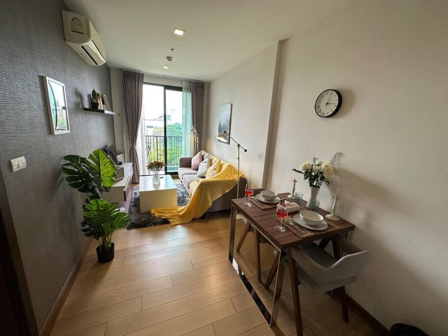 Appartement Astra 高楼层65㎡豪华景观公寓/近夜市/楼顶无边泳池/桑拿/健身房