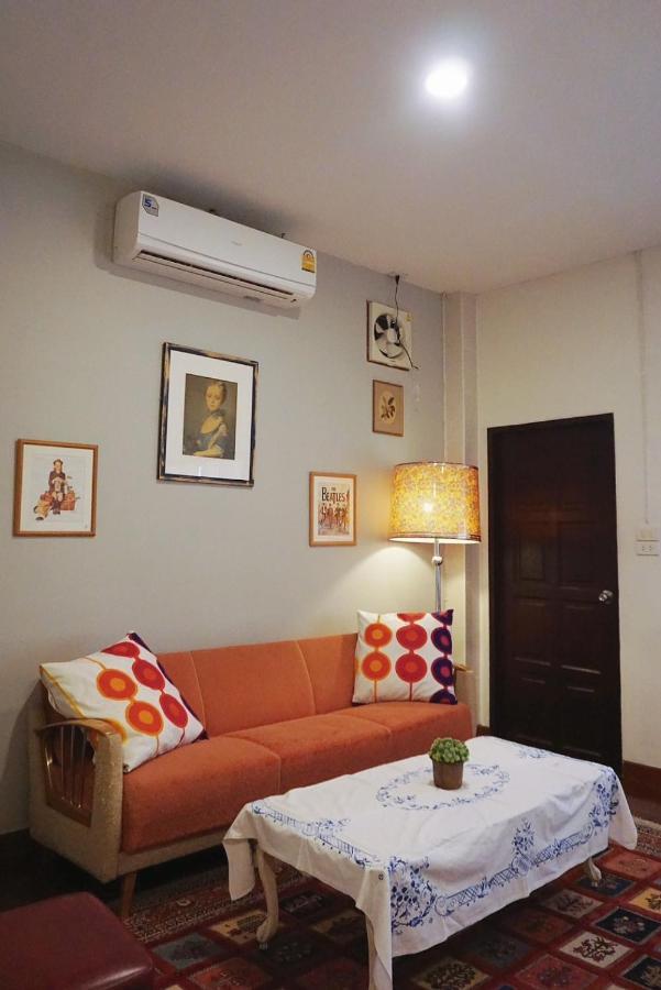 Manee And Record บ้านมานี Homestay Chiang Mai