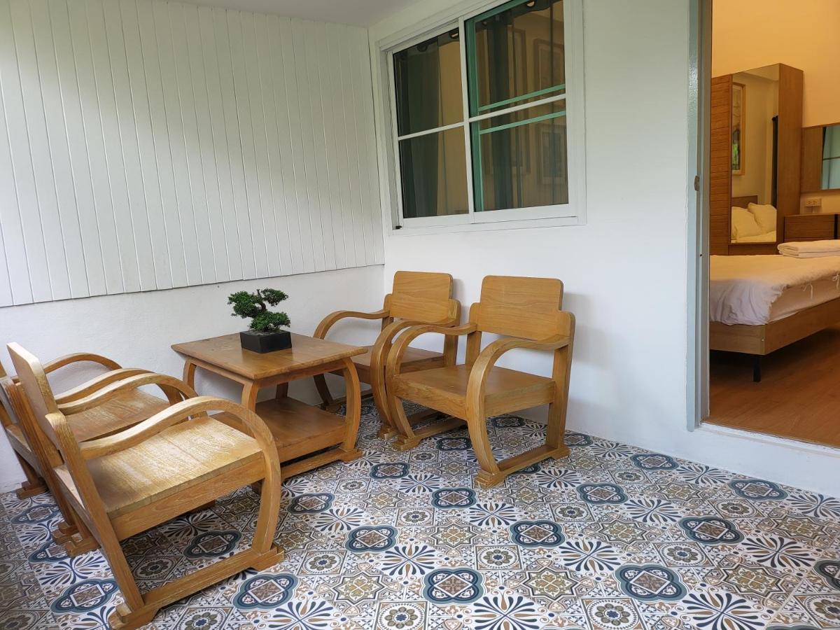 Nimman 4 Bedroom Near One Nimman Apartment