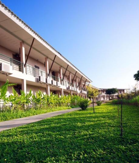 Chiangmai Inthanon Golf And Natural